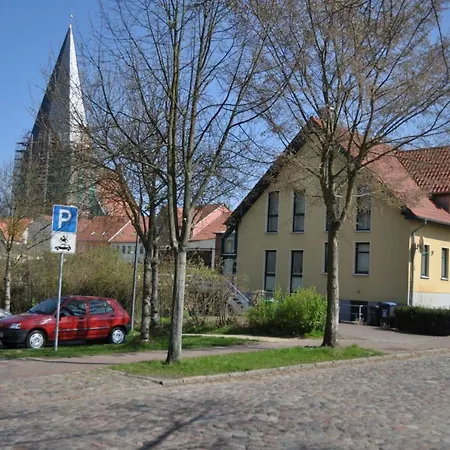 Apartment Zentrumsnahe Im Gruenen *